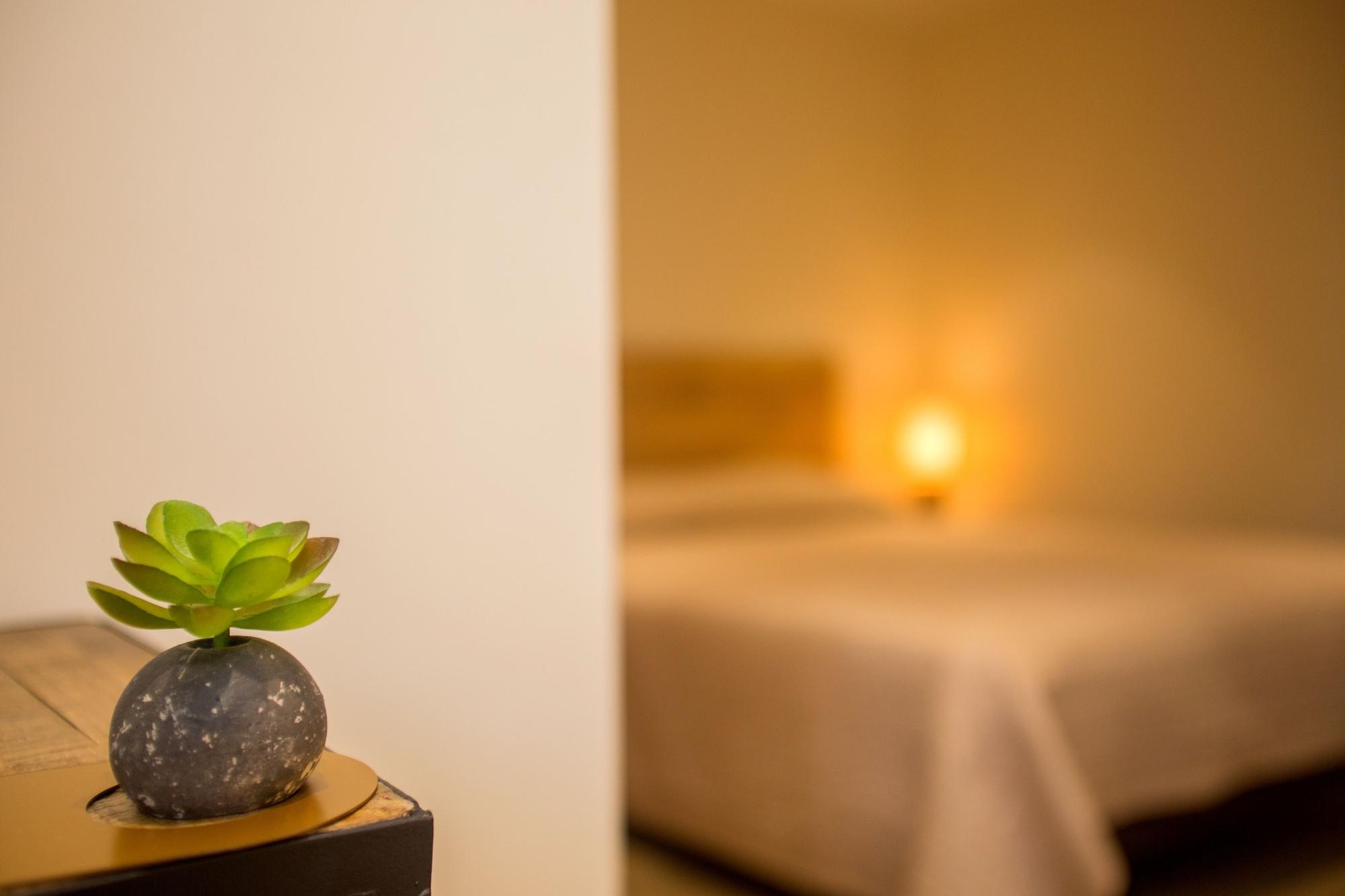 Hotel Cesario 卡尔维 外观 照片